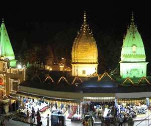 जम्मू के विश्वविख्यात रघुनाथ मंदिर पर पहले भी दो बार आतंकी हमला कर चुके हैं।