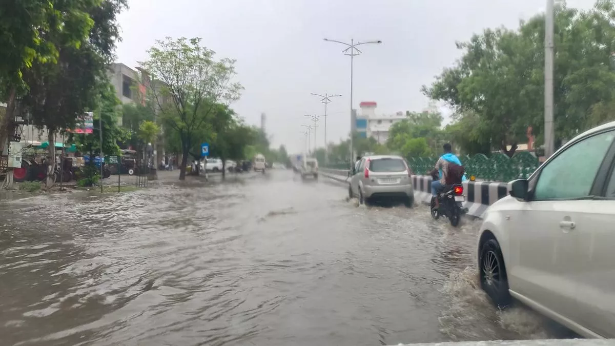 Punjab Weather Update : पंजाब में मानसून की दस्तक; मोगा और बठिंडा में तेज बारिश के बाद जलभराव