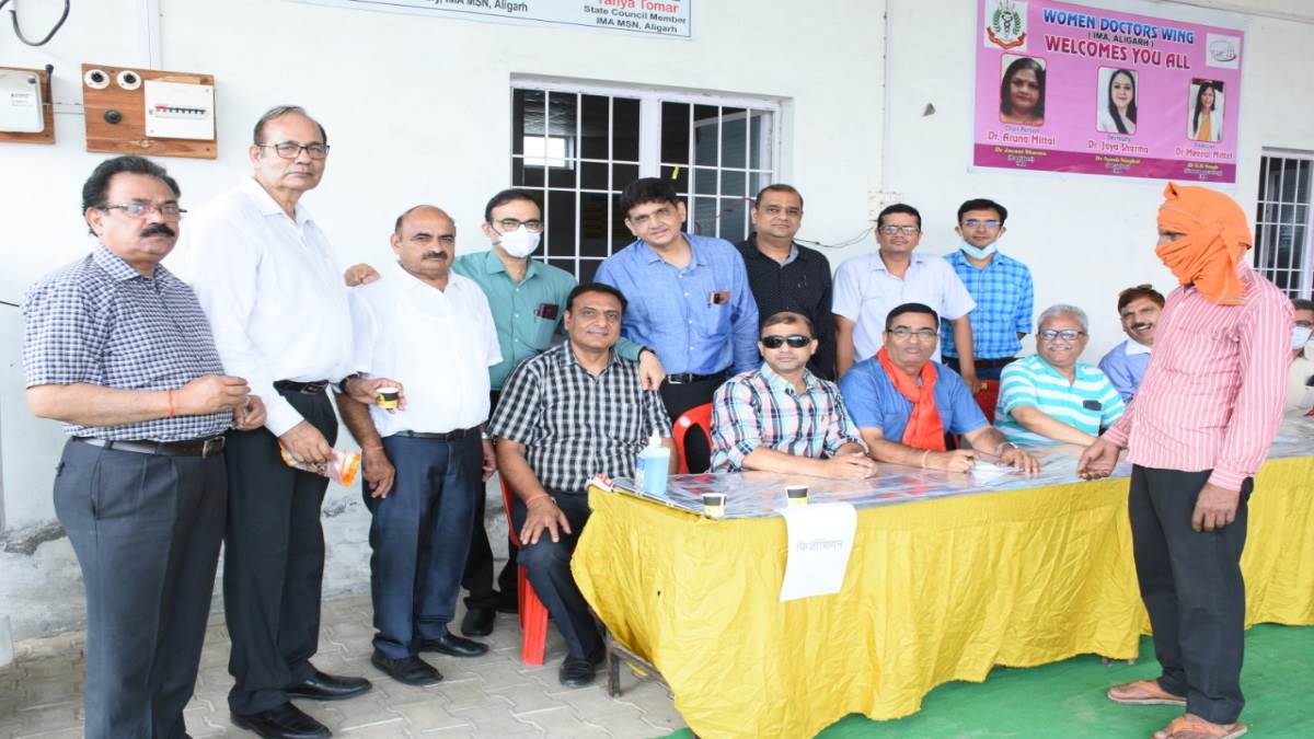 https://www.jagranimages.com/images/newimg/01072022/01_07_2022-doctors_day_22853793.jpg