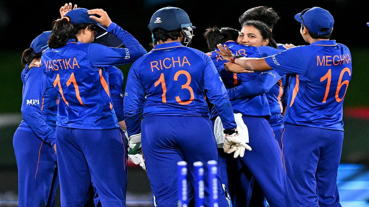 INDW vs SLW: भारत ने पहले वनडे में श्रीलंका को 4 विकेट से हराया, सीरीज में ली 1-0 की बढ़त