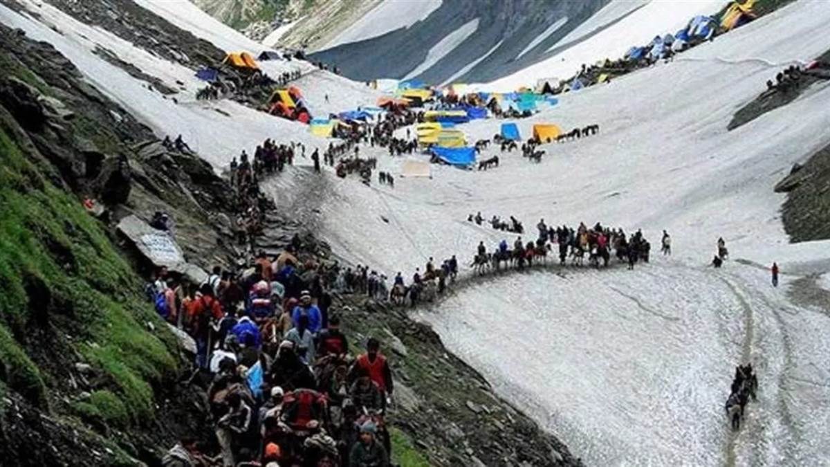 amarnath yatra cheating in the name of registration for amarnath yatra jammu shiv sena appeals for strict action