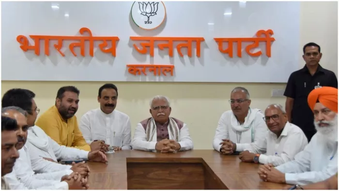 करनाल पहुंचे मुख्यमंत्री मनोहर लाल, भाजपा जिला कोर ग्रुप की बैठक में की शिरकत; दिया जीत का मंत्र