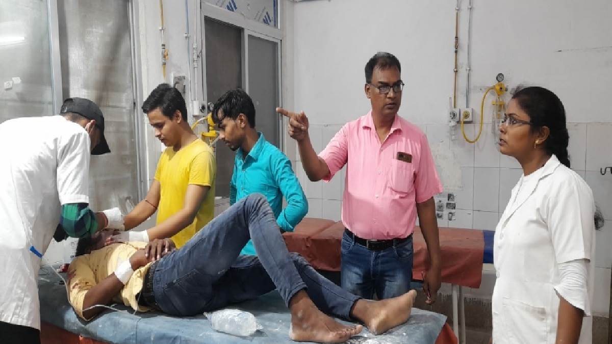 truck hit mother son riding bike returning from marriage woman died driver absconded with truck