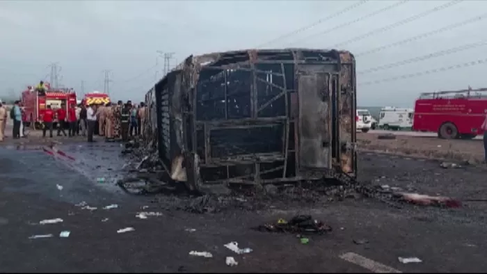 बुलढाणा बस दुर्घटना में बचे यात्री ने सुनाई आपबीती।