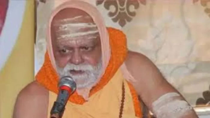 प्रधानमंत्री मोदी कूटनीति में माहिर, अमेरिका नहीं होगा सफल : निश्चलानंद।