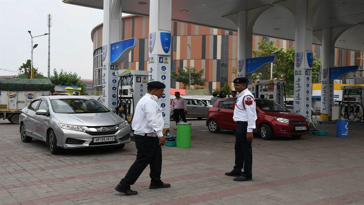 ncr delhi old vehicle ban anpr system error flags valid car as expired