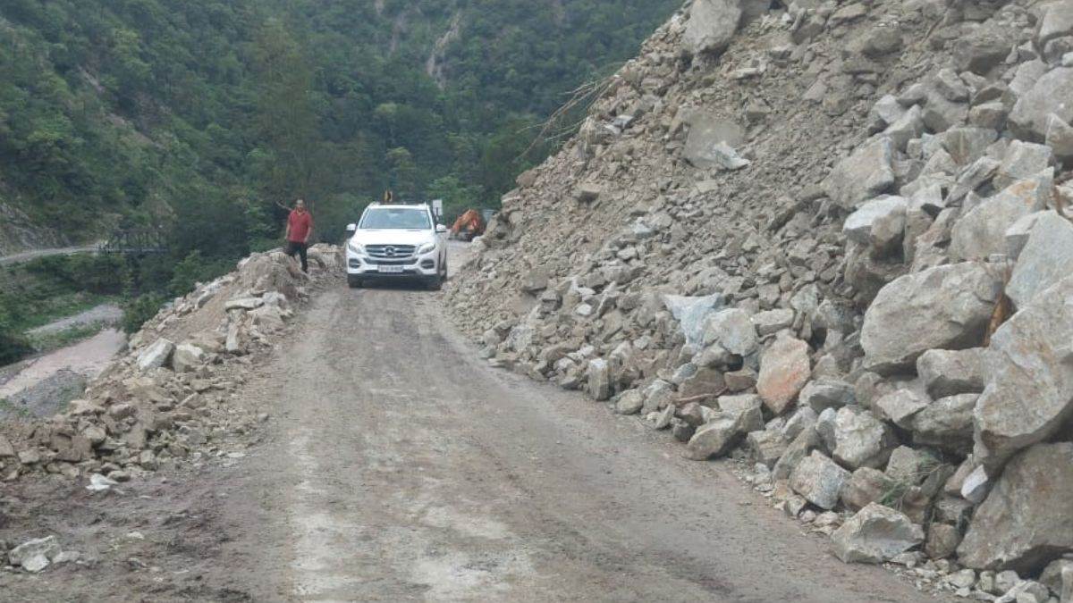 https://www.jagranimages.com/images/newimg/01072025/01_07_2025-tehri_news_23972372.jpg