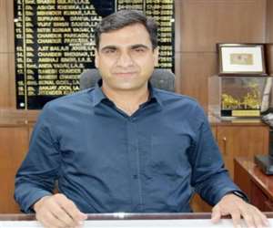 प्याज की खेती पर मिलेगा प्रति एकड़ आठ हजार रुपये अनुदान : डीसी