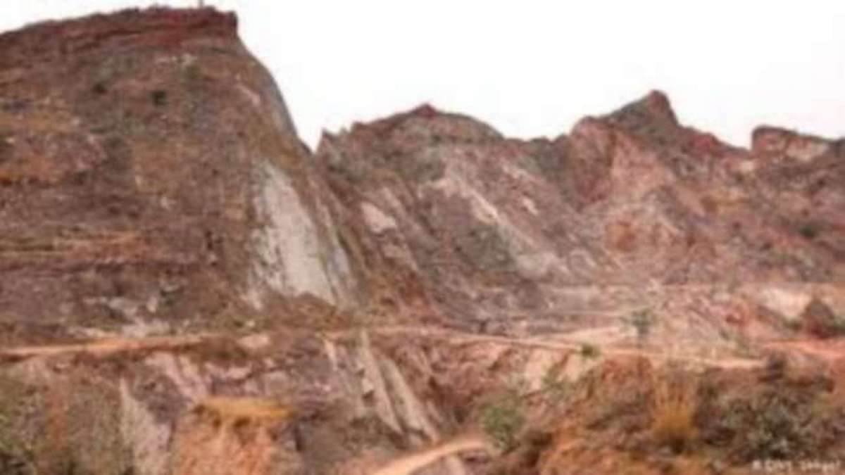 https://www.jagranimages.com/images/newimg/01082022/01_08_2022-aravallimining_22943413.jpg