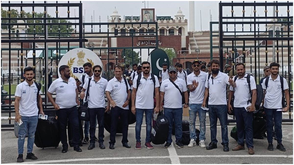 https://www.jagranimages.com/images/newimg/01082023/01_08_2023-pakistan_hockey_team_23488884.jpg