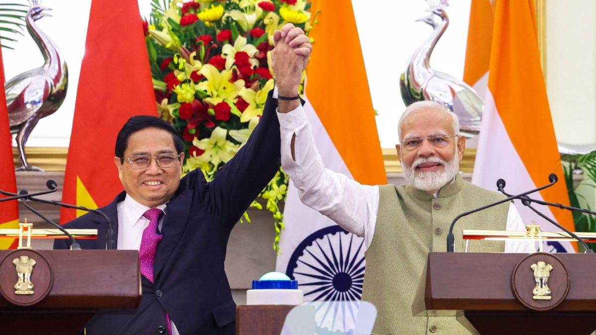 https://www.jagranimages.com/images/newimg/01082024/01_08_2024-india-vietnam_23770342.jpg
