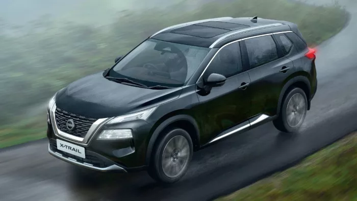 Nissan की ओर से फुल साइज एसयूवी सेगमेंट में X-Trail को लॉन्च कर दिया गया है।