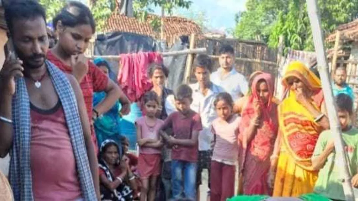 Muzaffarpur News : गायघाट में भाई-बहन को घर में अकेला छोड़ माता-पिता चले गए काम करने, करंट लगने से दोनों की मौत