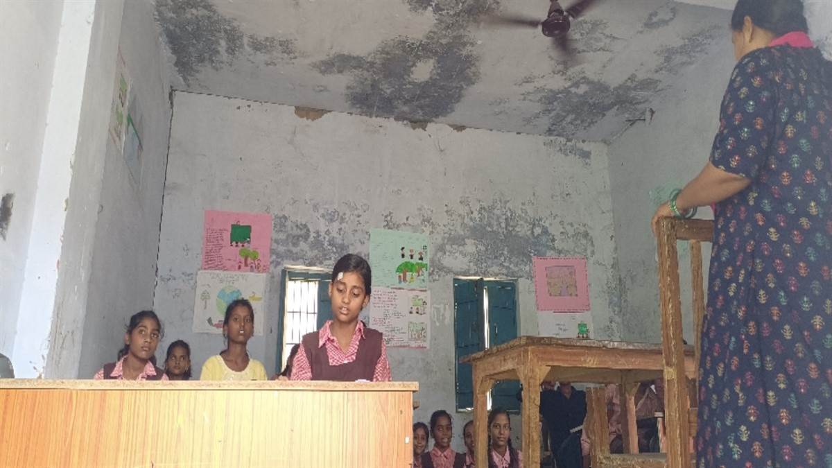 https://www.jagranimages.com/images/newimg/01082025/01_08_2025-gazipur_foto_24000896.jpg