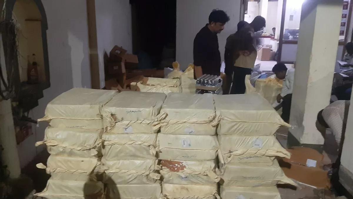 Odisha News: STF की छापेमारी में 34 लाख रुपये की कफ सिरप बरामद, एक गिरफ्तार