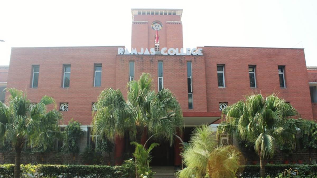 https://www.jagranimages.com/images/newimg/01082025/01_08_2025-ramjas_college_24001068.jpg
