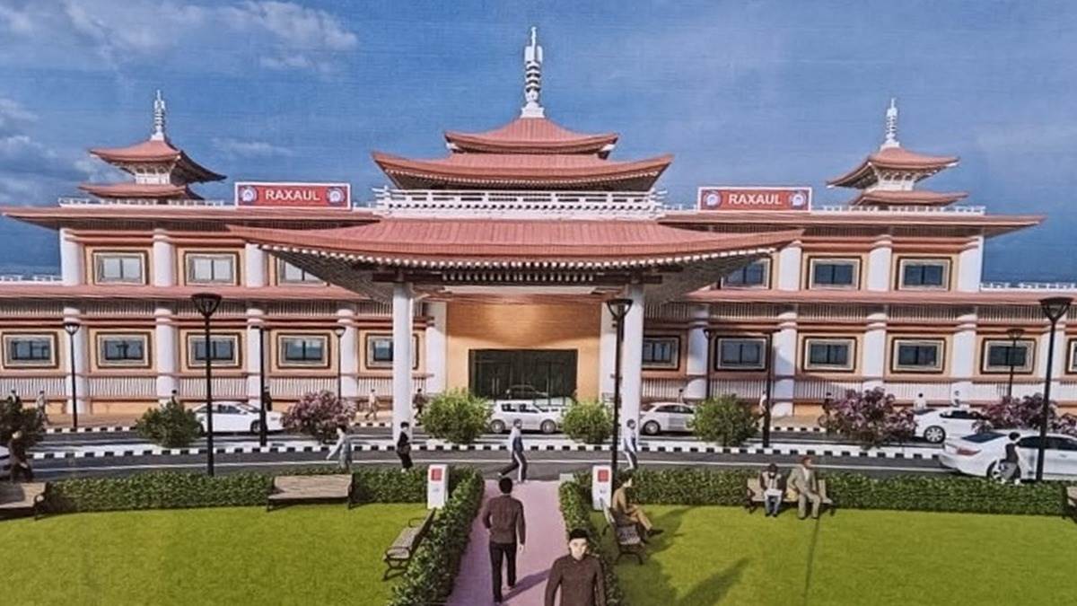 https://www.jagranimages.com/images/newimg/01082025/01_08_2025-raxaul_railway_station_24000878.jpg