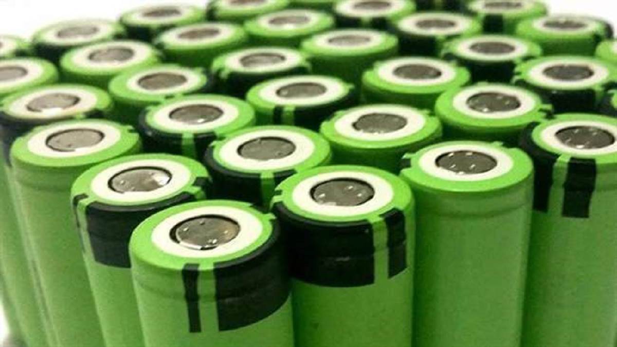 https://www.jagranimages.com/images/newimg/01092022/01_09_2022-battery_23033114.jpg