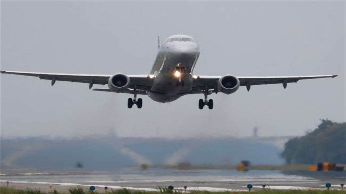 https://www.jagranimages.com/images/newimg/01092022/01_09_2022-indore_flight_23033190_18926796.jpg