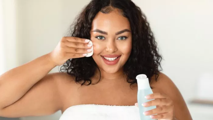Toner Benefits: टोनर लगाने से स्किन को होने वाले फायदे