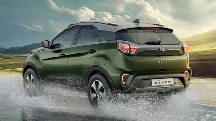 Tata Nexon Facelift से आज उठेगा पर्दा, कंपनी ने रिलीज किया टीजर