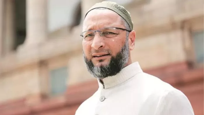 संसद के विशेष सत्र को लेकर ओवैसी की सरकार से तीन मांग (फाइल फोटो)
