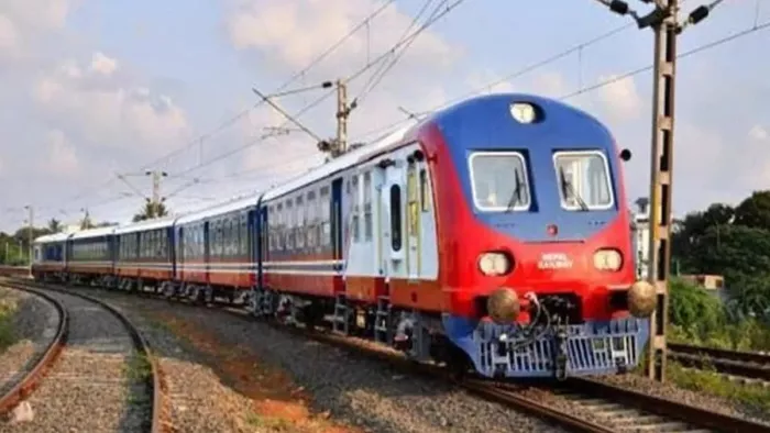 देश में कई ट्रेनें अपने गंतव्य तक देरी से पहुंच रही है।(फोटो सोर्स: जागरण)