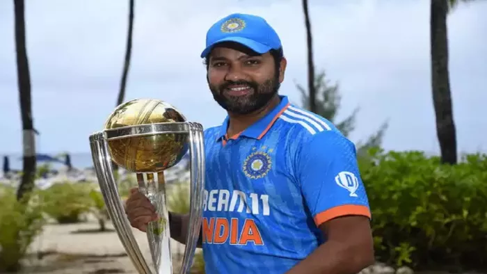 भारत-पाकिस्तान मैच की पूर्व संध्या रोहित शर्मा ने प्रेस कॉन्फ्रेंस की। फोटो- एक्स से साभार