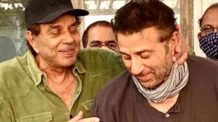 Gadar 2 Sunny Deol Revealed Dharmendra Once Slapped Him । Photo- Instagram