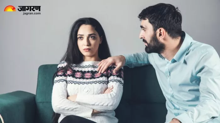 Relationship Tips: क्या दिल से माफी मांग रहा है पार्टनर? 6 संकेतों से करें पहचान (Image Source: Freepik)