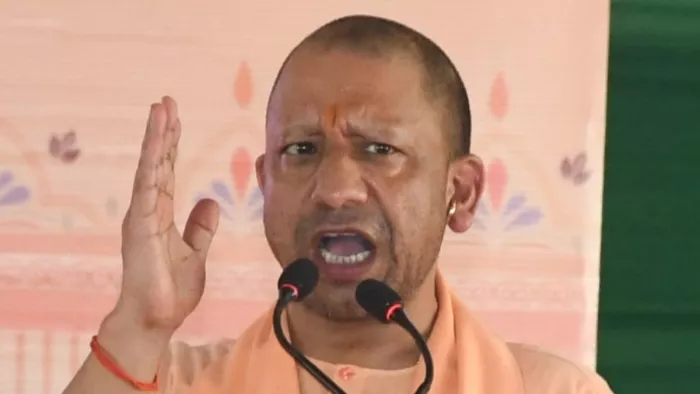 नोएडा, ग्रेटर नोएडा और यमुना विकास प्राधिकरण के नौ अधिकारी निलंबित