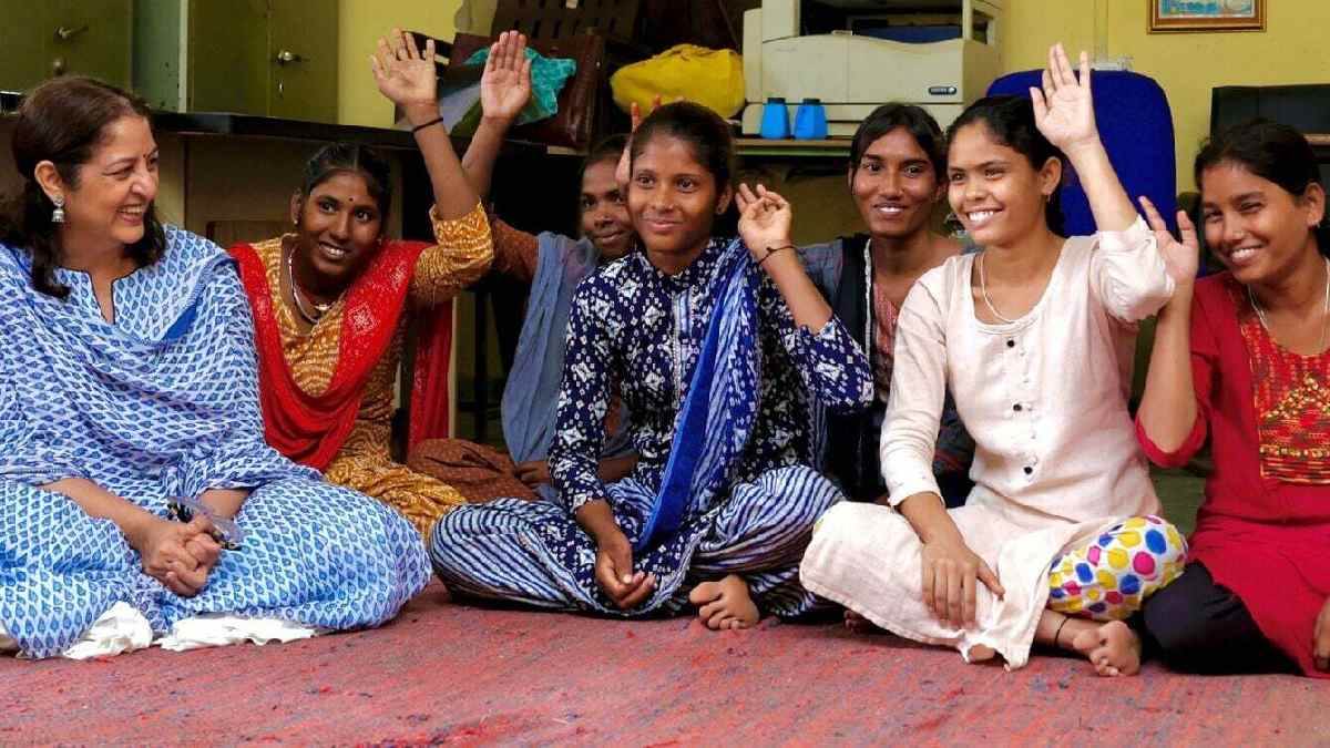 https://www.jagranimages.com/images/newimg/01092025/01_09_2025-educated_girls_1_24031731.jpg