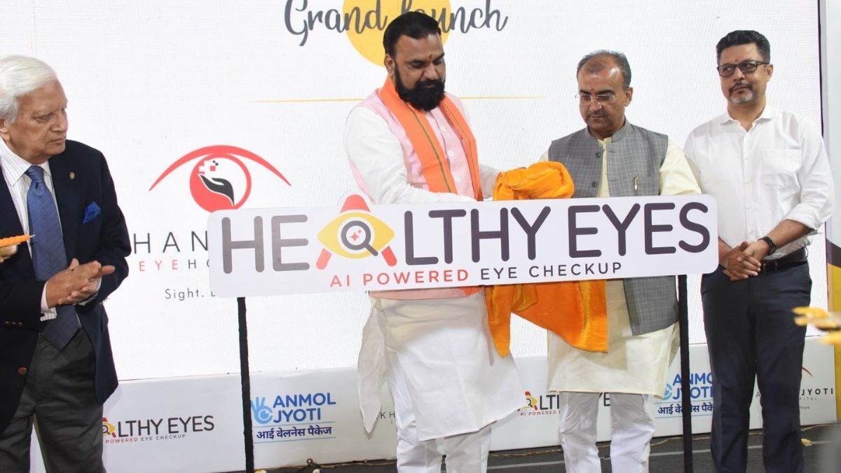 https://www.jagranimages.com/images/newimg/01092025/01_09_2025-samrat_chaudhary_3_24032107.jpg
