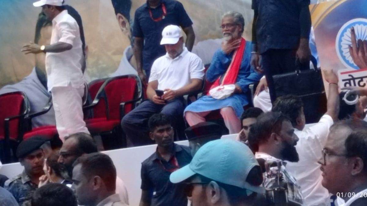 https://www.jagranimages.com/images/newimg/01092025/01_09_2025-voter_adhikar_march_6_24031748_13182353.jpg