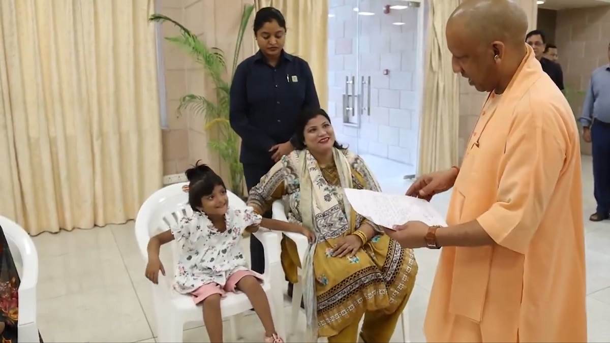 https://www.jagranimages.com/images/newimg/01092025/01_09_2025-yogi_24031895.jpg