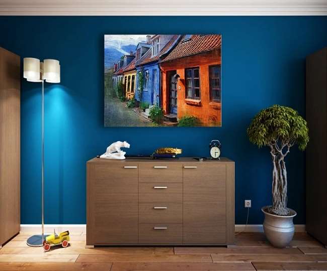 Vastu Tips: सुख-समृद्धि और तरक्की के लिए कमरे में लगाएं ऐसी तस्वीरें