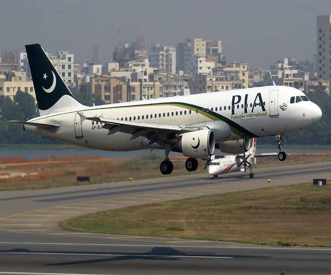 pakistan bans air travel for unvaccinated passengers