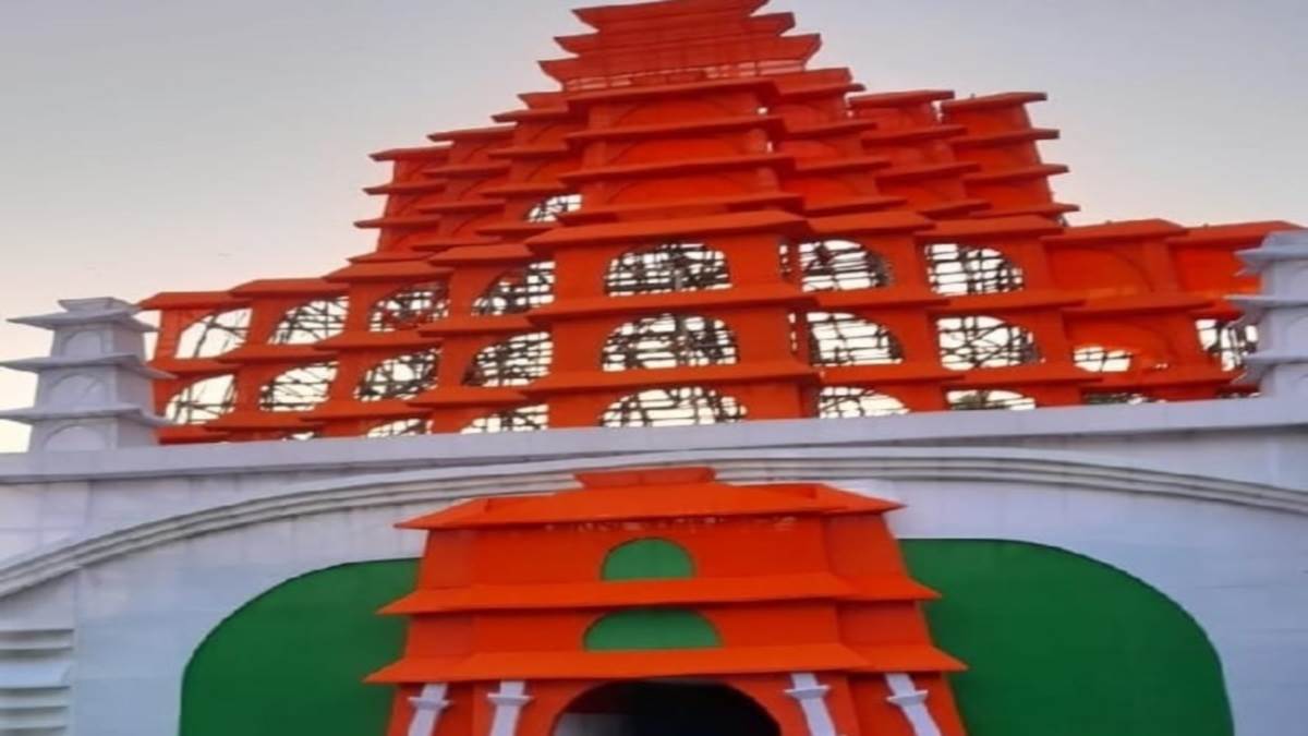 https://www.jagranimages.com/images/newimg/01102022/01_10_2022-prayagraj_durga_pandal_23111784_1504557.jpg