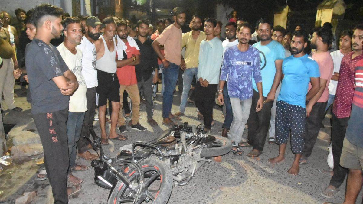 youths returning from ram barat were beaten up open gun fire angry people vandalized their bikes
