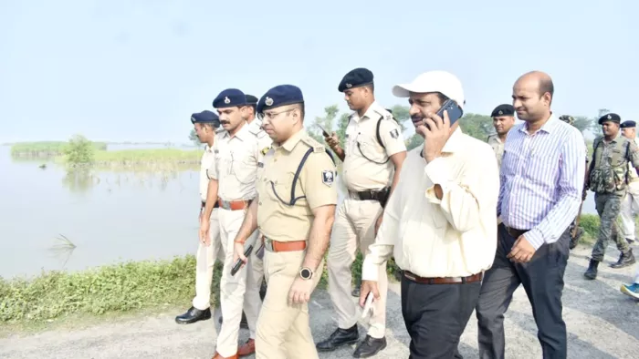 बिहार में बाढ़ का तांडव जारी (जागरण)