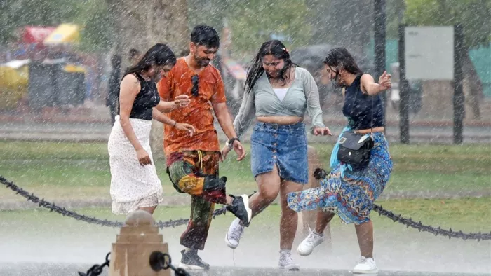 Weather Updates Today: आज केरल, तमिलनाडु के लिए बारिश का येलो अलर्ट जारी किया गया है।(फोटो सोर्स: जागरण)