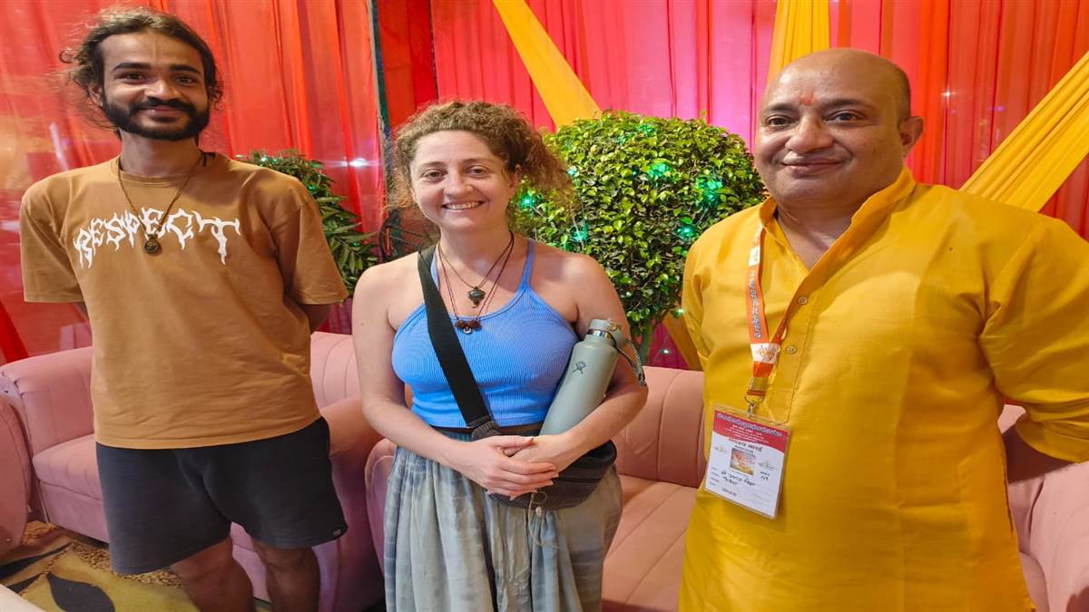 ncr israeli woman attened watch ramleela in india2025