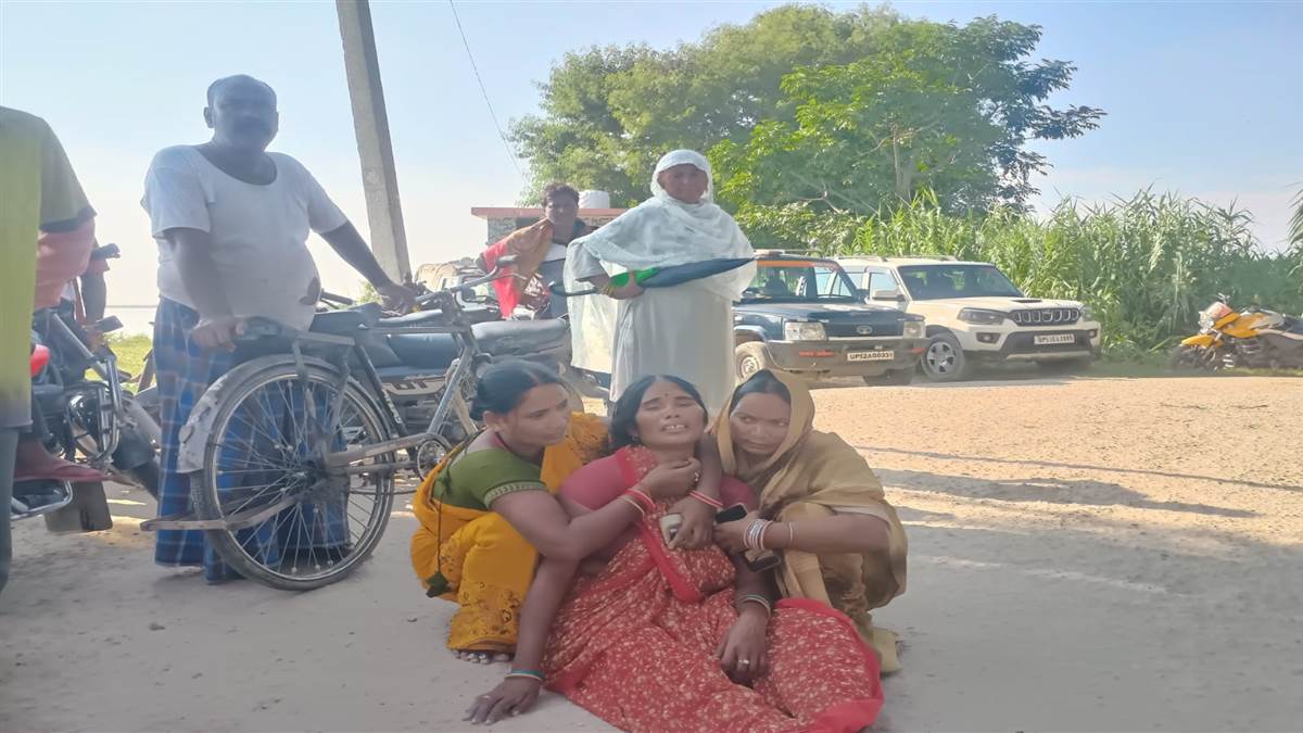 tragedy in deoria three youths drown during durga puja immersion