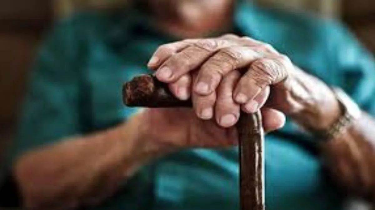 srinagar news pensioners face financial hardship due to delayed payments