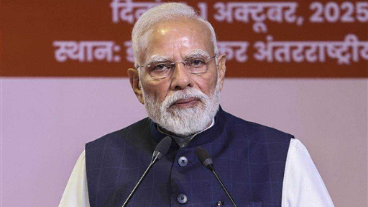pm modi says at rss event intruders are threat to india