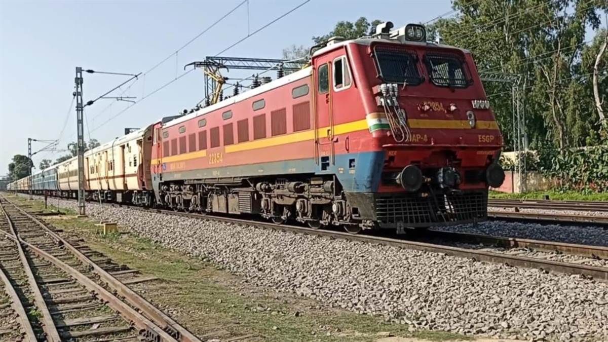 moradabad city news 44 special trains to run during festive season