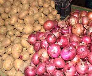 पुणे में प्याज की कीमत में थोड़ी गिरावट।