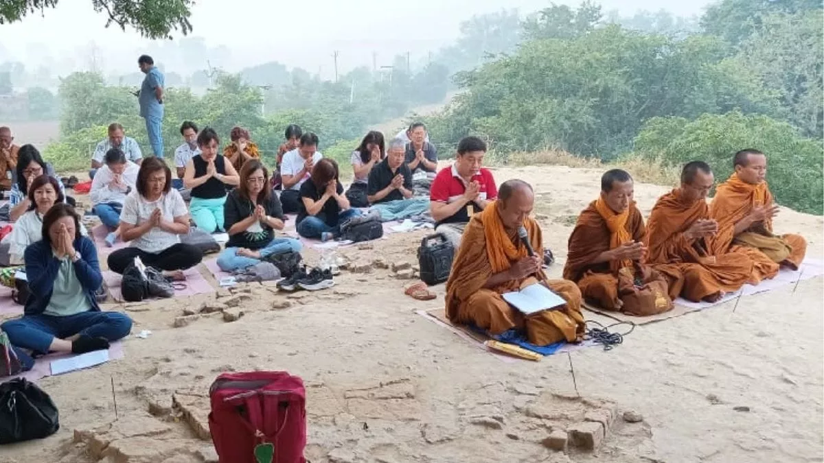 इंडोनेशिया के बौद्ध भिक्षुओं का दल पहुंचा सकिंसा, बोले- शांतिपूर्ण वातावरण देख हुई खुशी लेकिन सरकार दे ध्यान
