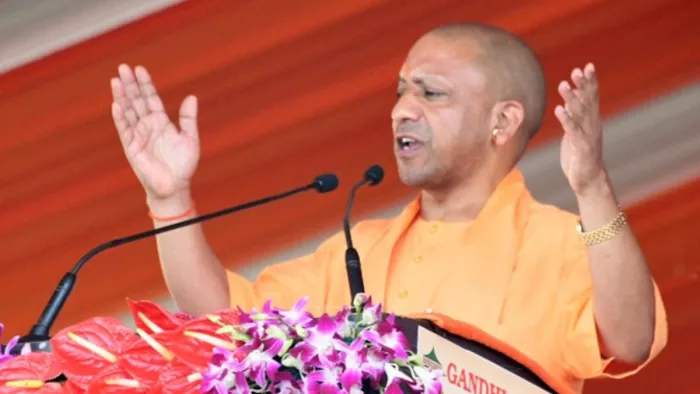सीएम योगी आदित्यनाथ ने कहा कि साढ़े 5 वर्ष पहले माफिया की चपेट में था गौतमबुद्धनगर।