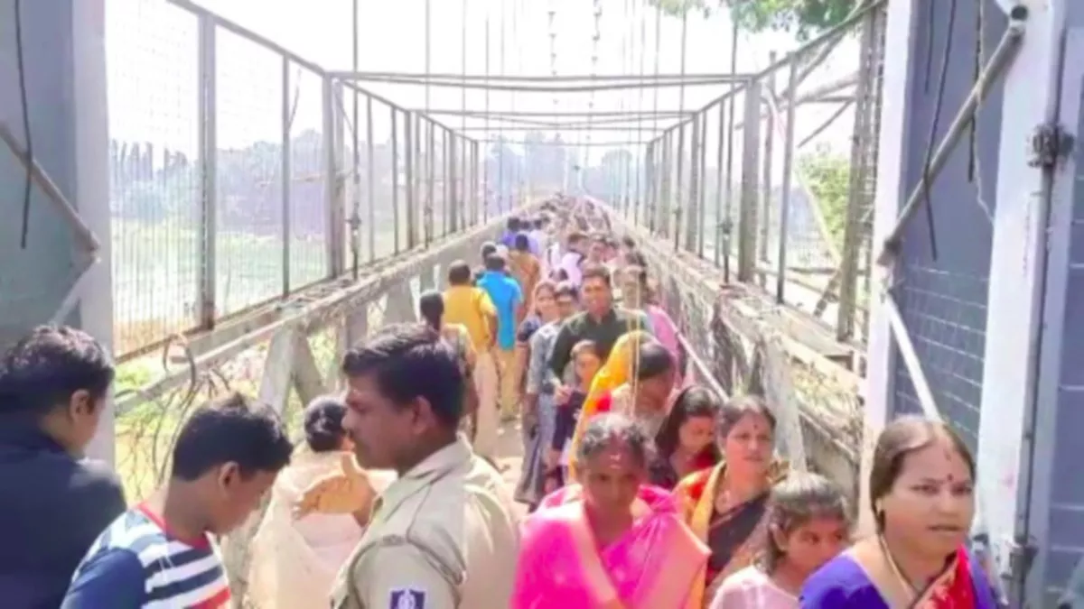 ओडिशा के धवलेश्‍वर में धारा 144 लगने से भक्‍तों में निराशा, झूला पुल की जर्जर हालत देख लिया फैसला